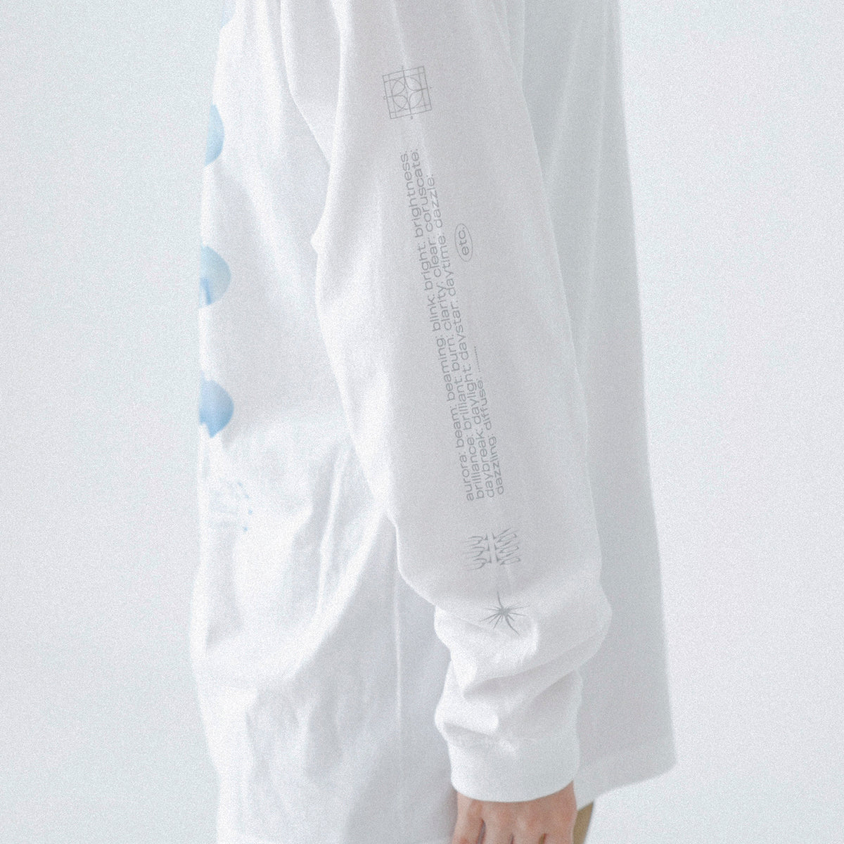 【DUSTCELL】「光」グラフィックロングスリーブTシャツ/WHITE/DUSTCELL TOUR 2024「光」