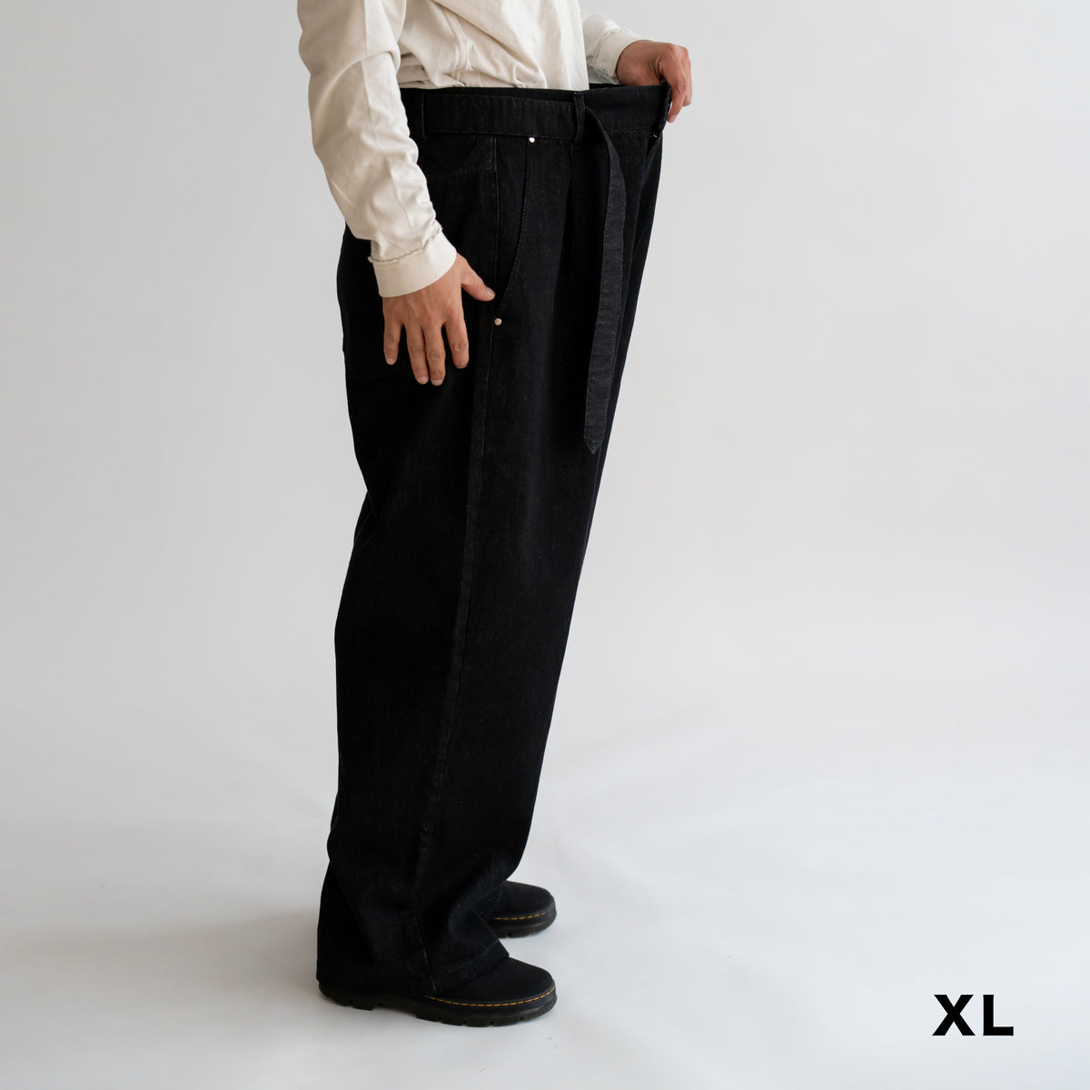 【V.W.P】V.W.P BLACK DENIM PANTS 春猿火 model/4th ONE-MAN LIVE「現象Ⅳ -反転運命-」OFFICIAL GOODS 第二弾