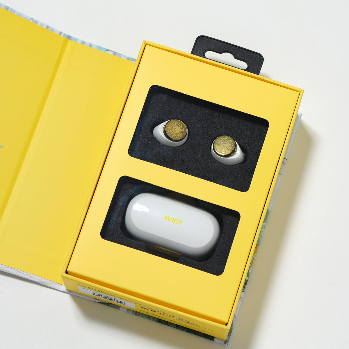 earphone2_f6baca81-dc5b-4625-