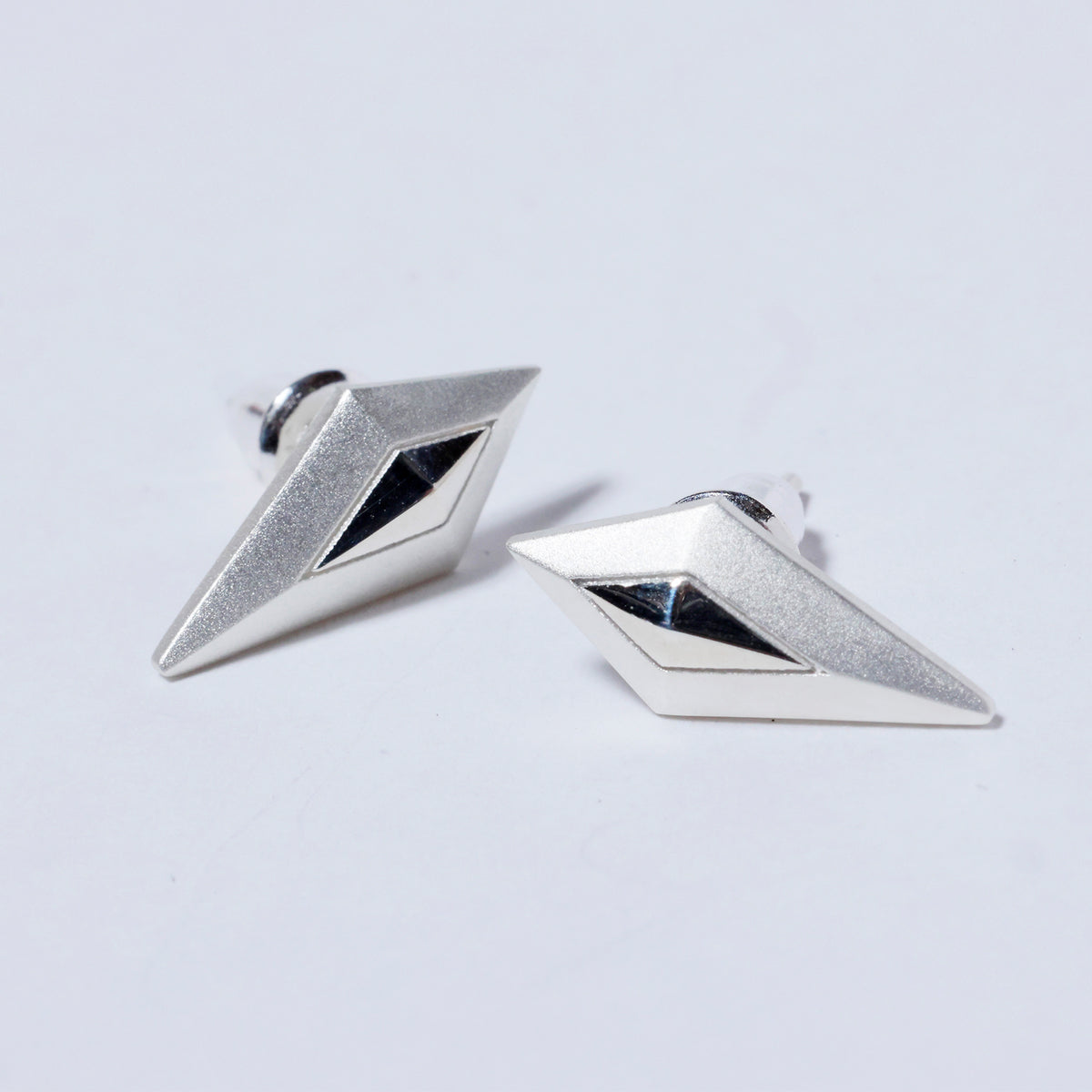 【理芽】Replica GOODS「CHOCOLATE LIVE 3」ピアス 理芽】Replica Costume Pierced Earrings／3rd Cover Live Album