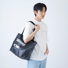 画像をギャラリービューアに読み込む, 【DUSTCELL】「ONE」グラフィッククロストートバッグ/DUSTCELL LIVE「ONE」at 日本武道館