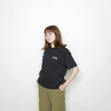 画像をギャラリービューアに読み込む, 【理芽】「ニューロマンス」ライブロゴTシャツ/1st ONE-MAN LIVE「ニューロマンス」