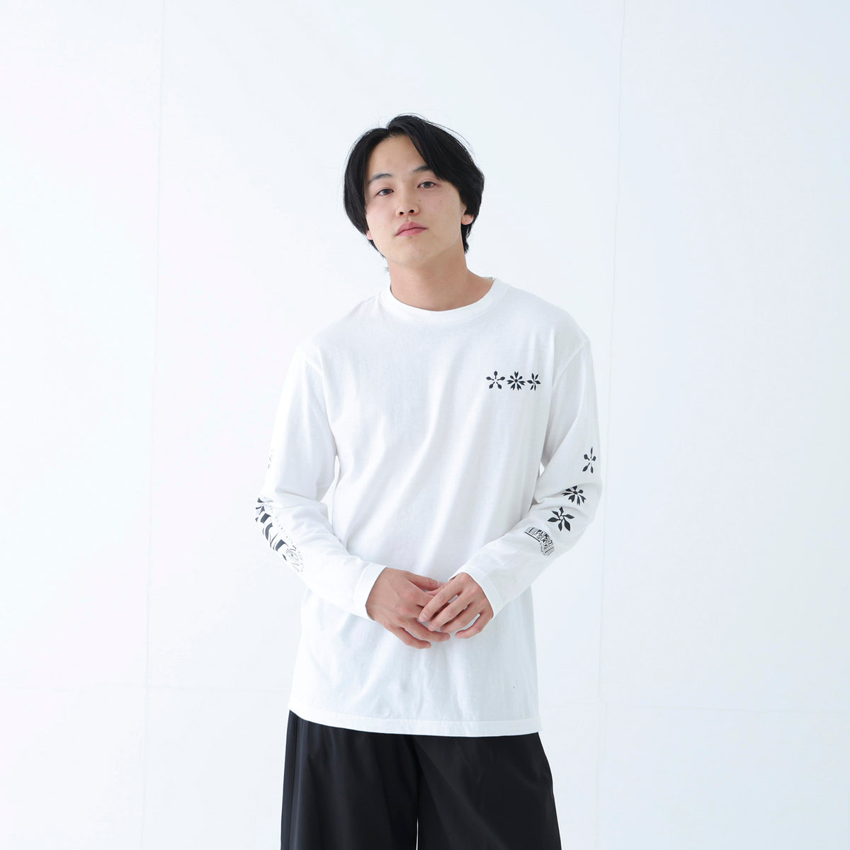 【少女革命計画】ロングTシャツ（心世紀 ver.）／心世紀 Virtual mini Live「Petalstride -鼓動-」OFFICIAL GOODS