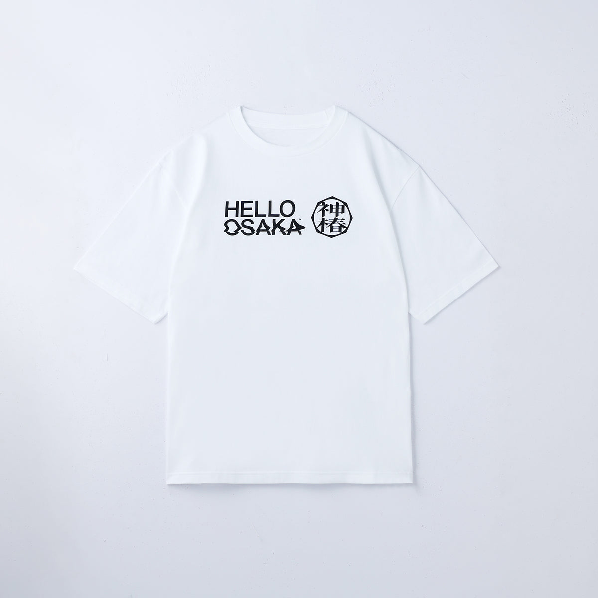 【KAMITSUBAKI STUDIO×HELLO OSAKA】Tシャツ／WHITE／KAMITSUBAKI STUDIO presents バーチャル謎解きミステリー「魔女謎解」with HELLO OSAKA OFFICIAL GOODS