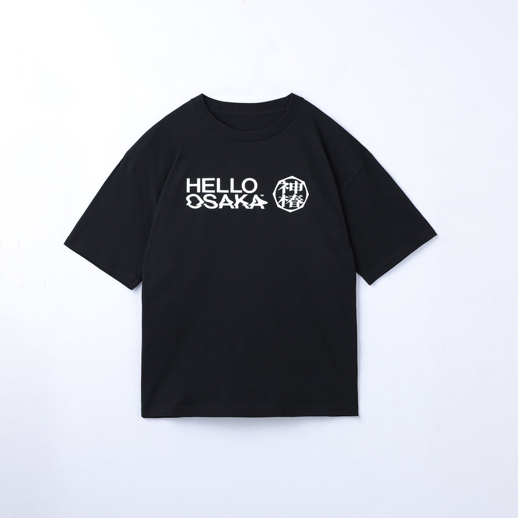 【KAMITSUBAKI STUDIO×HELLO OSAKA】Tシャツ／BLACK／KAMITSUBAKI STUDIO presents バーチャル謎解きミステリー「魔女謎解」with HELLO OSAKA OFFICIAL GOODS