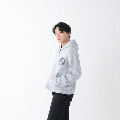 【幸祜】LOGO ZIP HOODIE／GRAY／MAISON KOKO pre open
