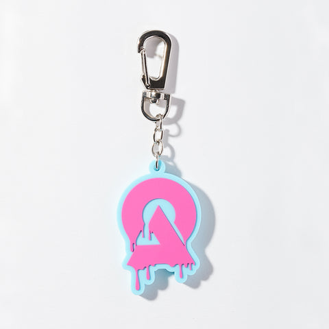 【DUSTCELL】ドリップロゴラバーキーホルダー／LIGHT BLUE×PINK／DUSTCELL Exhibiton「白炎」